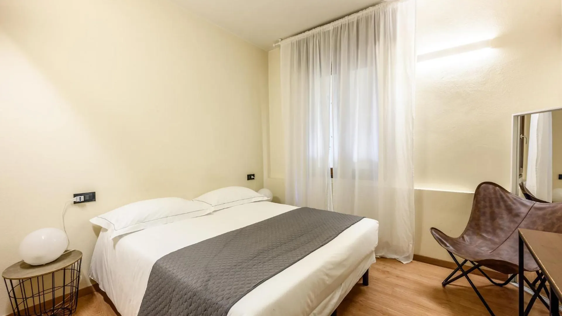 Emilia Studios 2 Modena